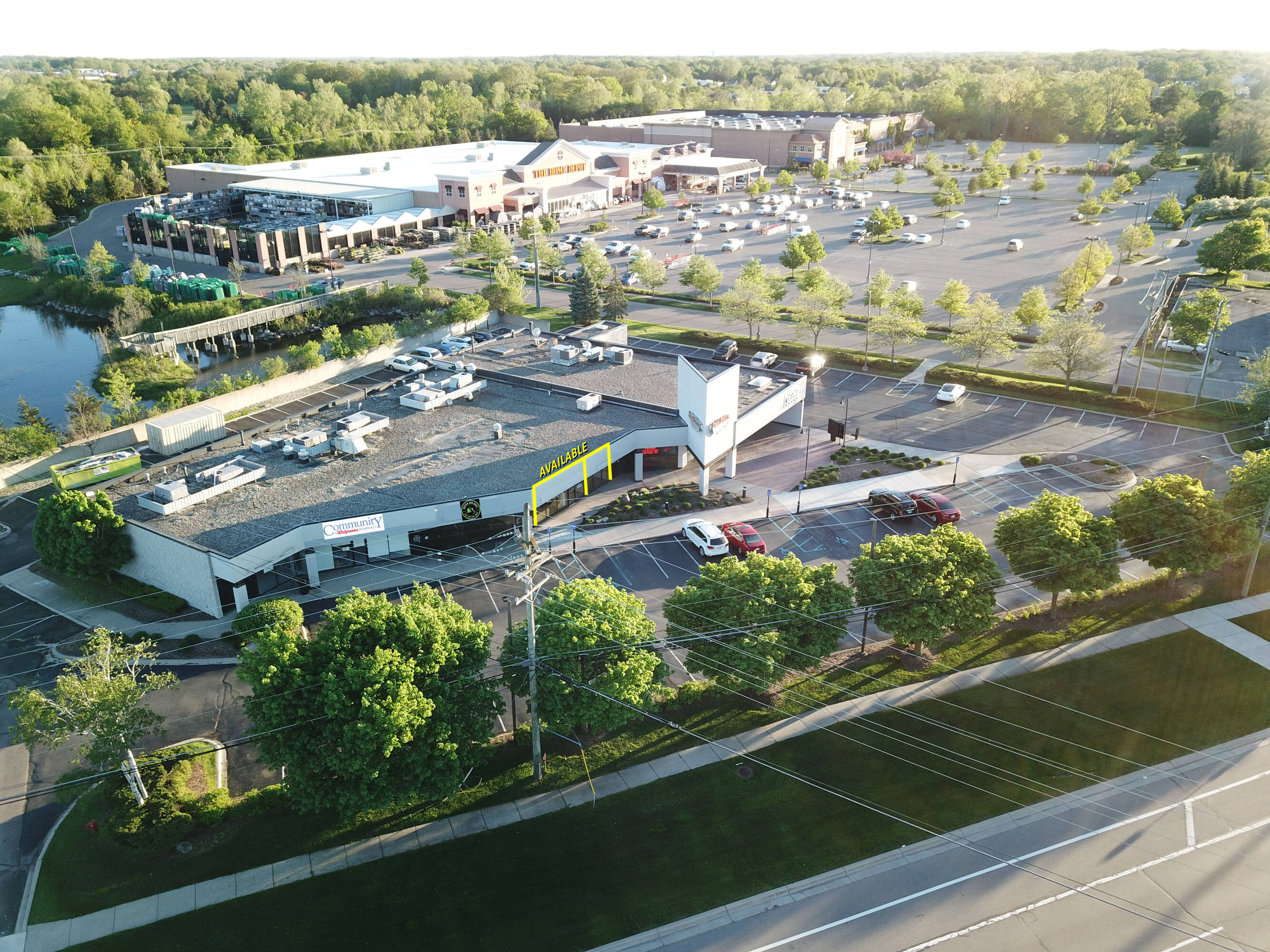 3239532443 Northwestern Highway, Farmington Hills, MI 48334