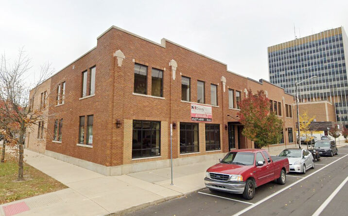 Pictures of Office property located at 315 - 319 W Jefferson Blvd, South Bend, IN 46601 for lease - image #1