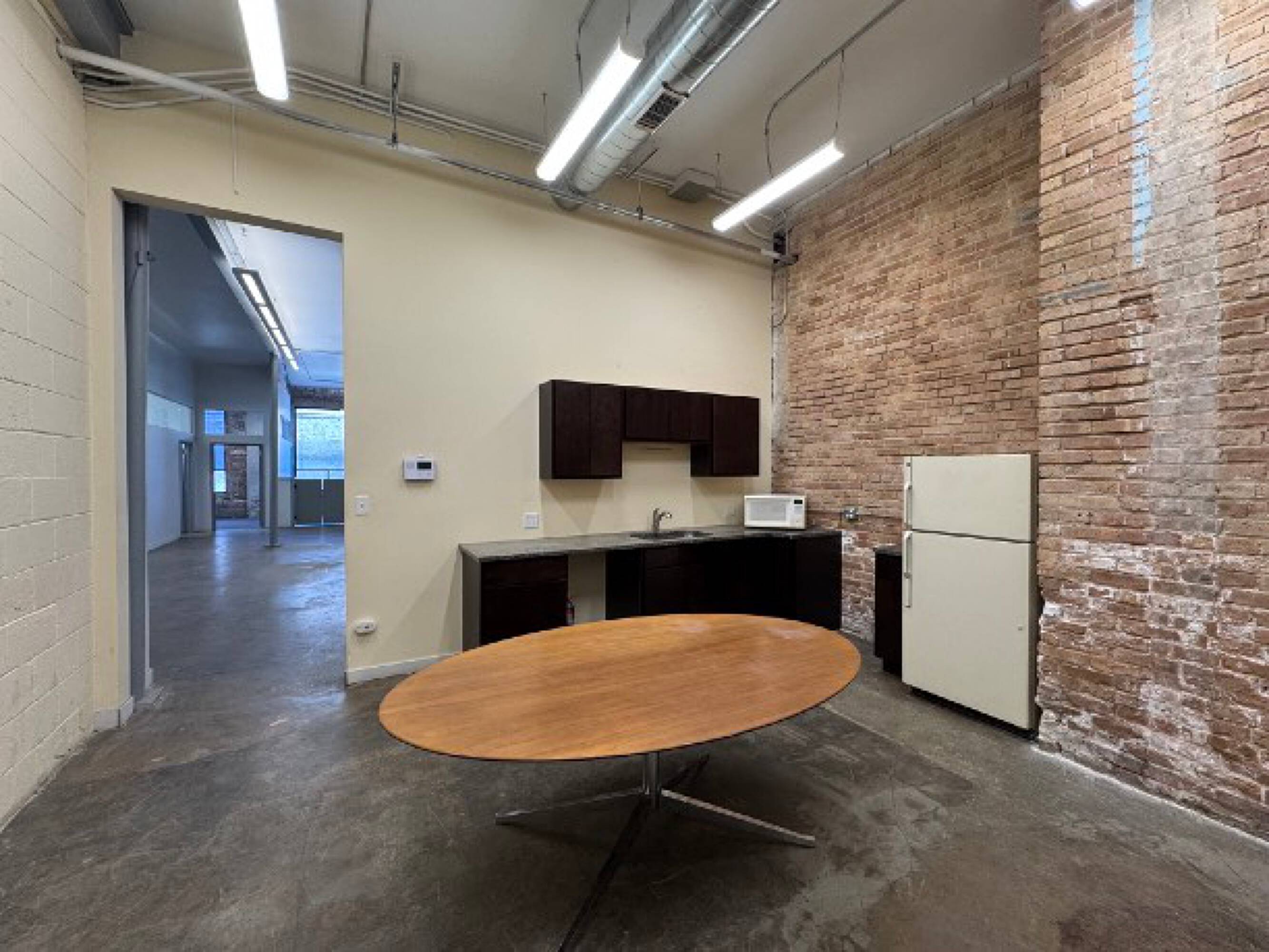 452 N Claremont Ave, Chicago, IL 60612