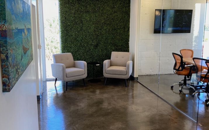 Pictures of Office property located at 727 NE 3rd Ave, Fort Lauderdale, FL 33304 for lease - image #1