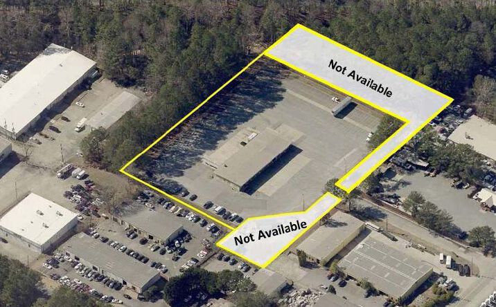 Pictures of Retail, Industrial property located at 2042 Airport Court, Marietta, GA 30060 for lease - image #1