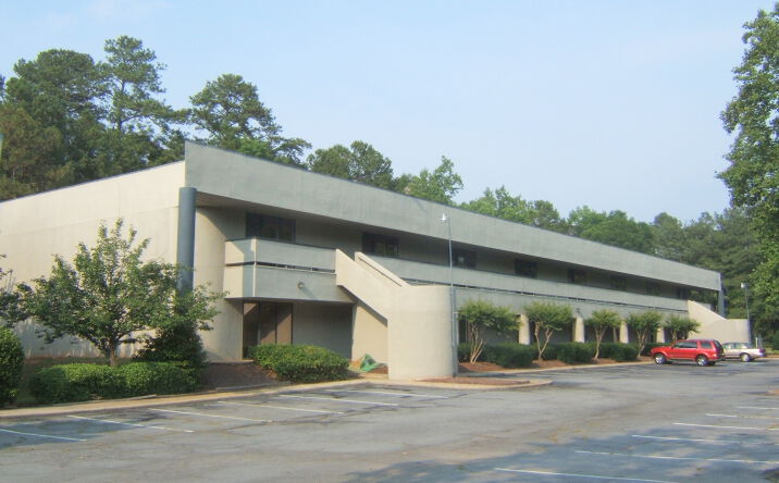 Pictures of Office property located at 1726 Montreal Cir, Tucker, GA 30084 for lease - image #1