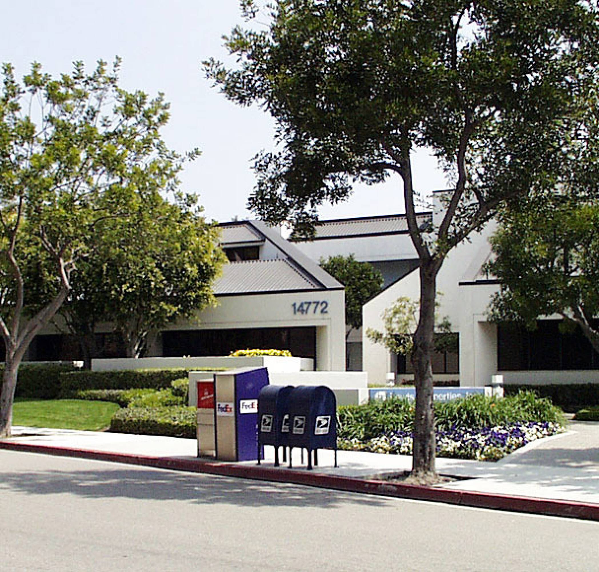 14772 Plaza Dr, Tustin, CA 92780