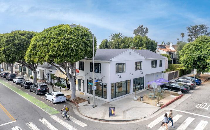Pictures of Retail property located at 1133 Montana Ave, Santa Monica, CA 90403 for sales - image #1