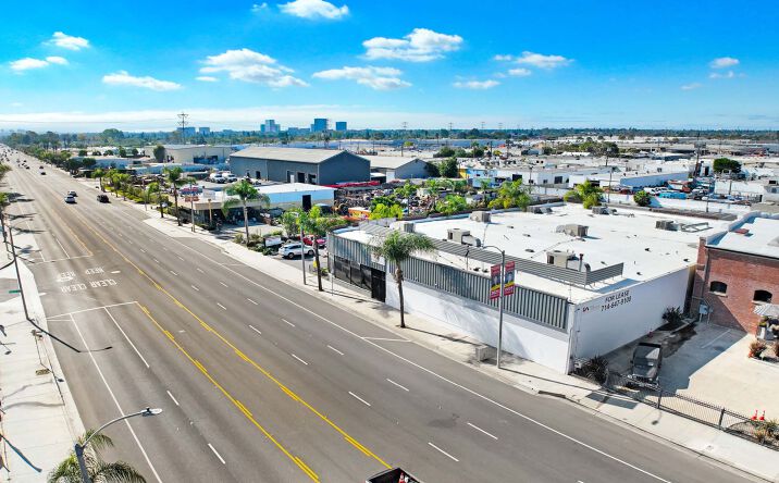Pictures of Retail, Industrial property located at 2416 S. Main Street, Santa Ana, CA 92707 for lease - image #1