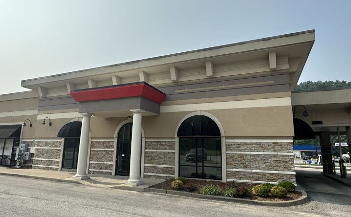 image of property at 3660 Paoli Pike Floyds Knobs, IN 47119