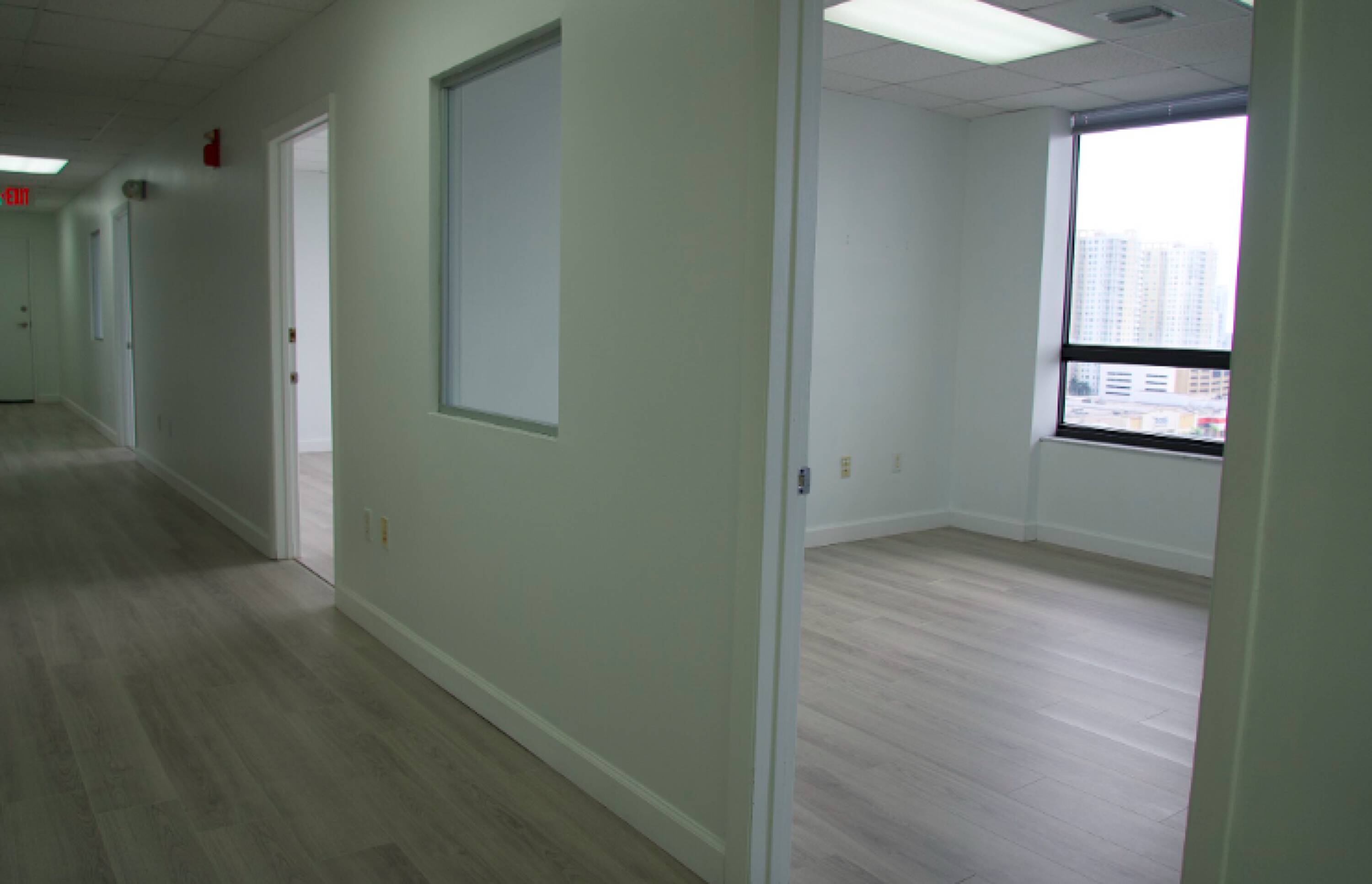 1250 E Hallandale Beach Blvd, Hallandale Beach, FL 33009