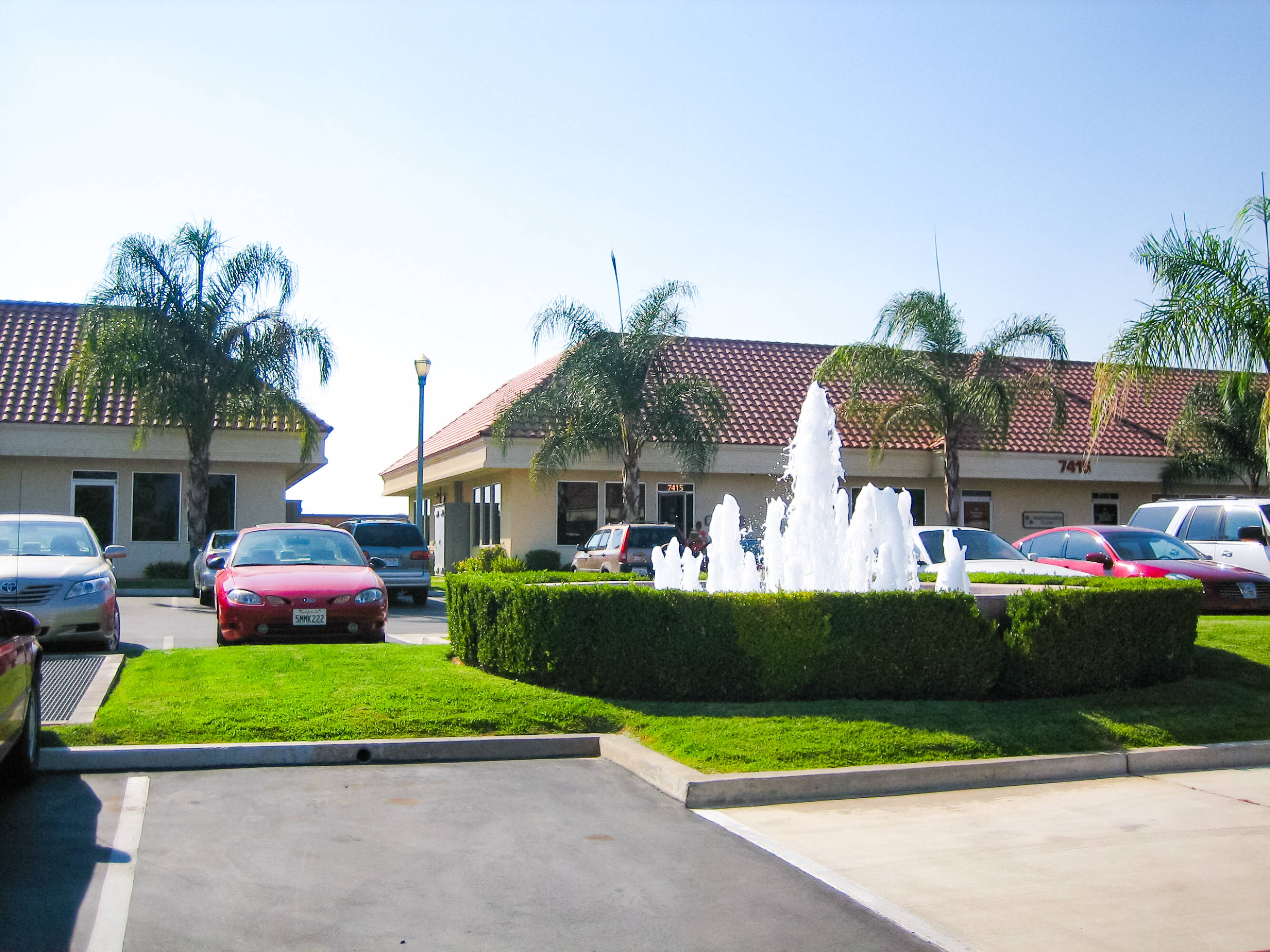 7407 N Cedar Ave, Fresno, CA 93720