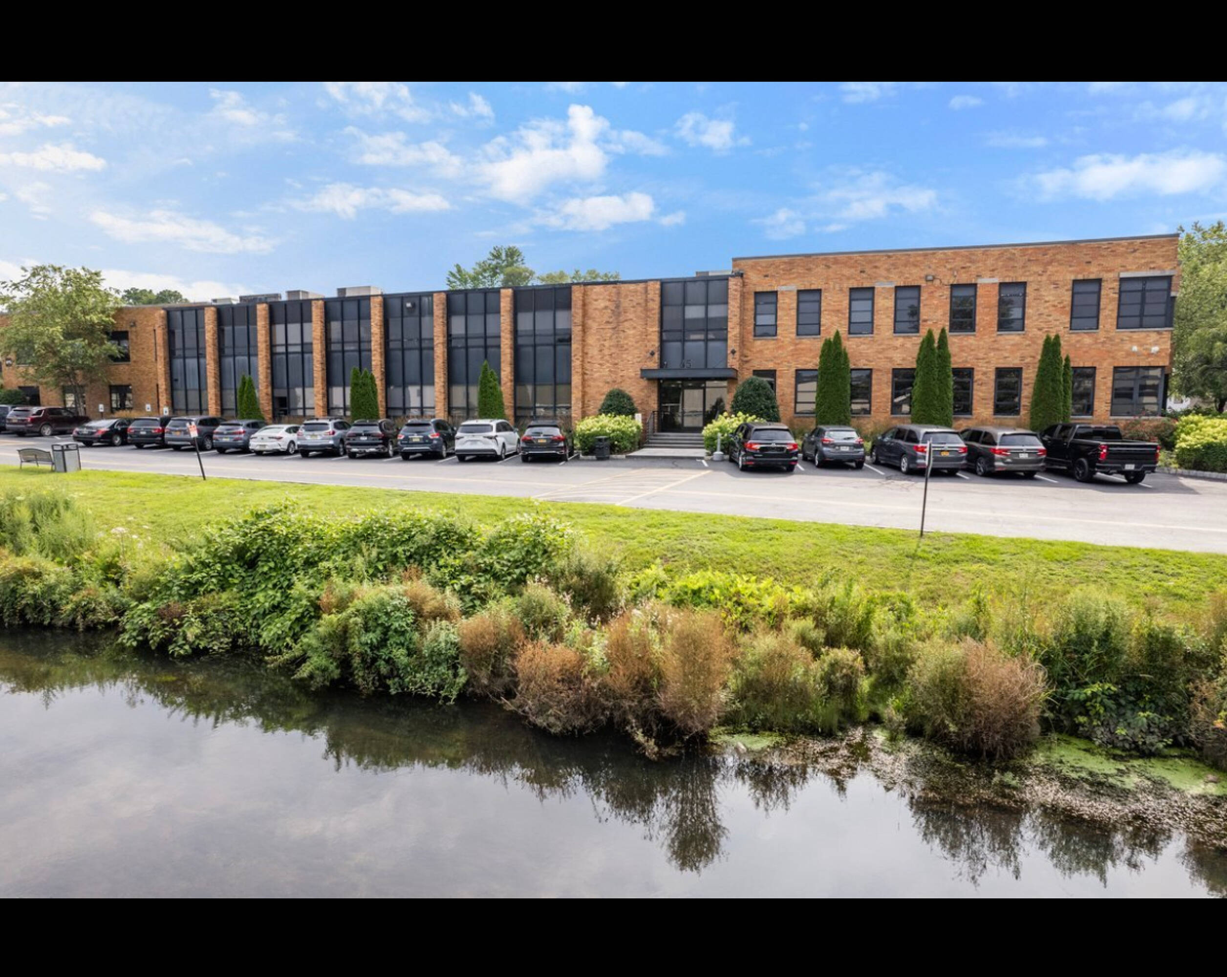 63 Ramapo Valley Rd, Mahwah, NJ 07430