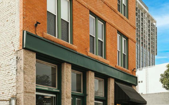 Pictures of Retail, Office property located at 2031 Curtis Street, Denver, CO 80205 for lease - image #1