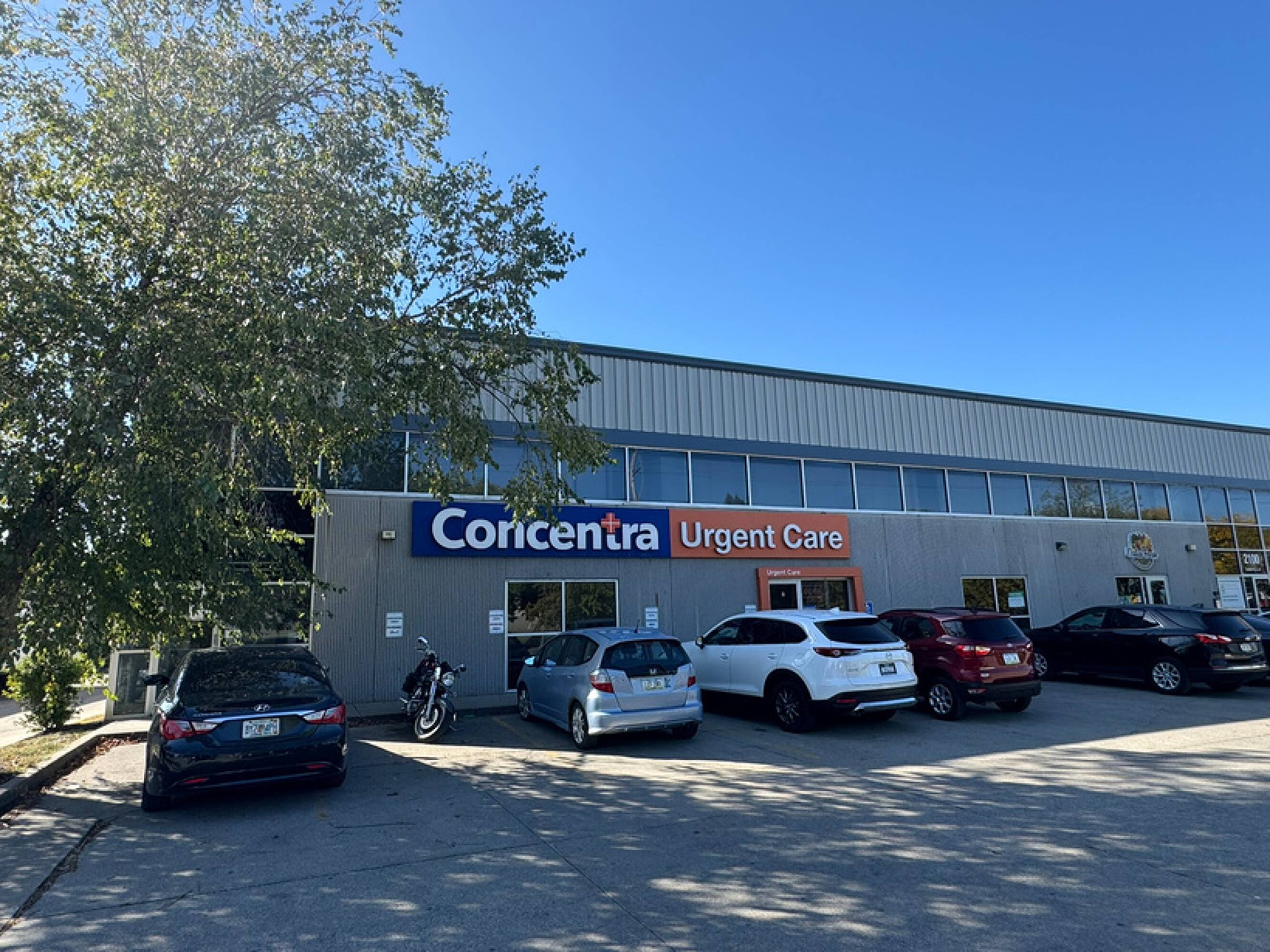 2100 Dixon St, Des Moines, IA 50316