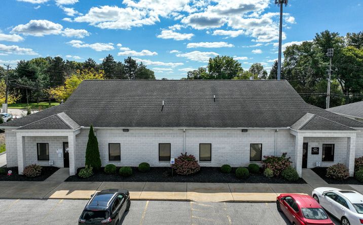 Pictures of Office property located at 169 5th St SE, Barberton, OH 44203 for lease - image #1