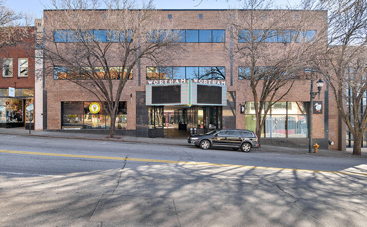Pictures of Office property located at 16 Biltmore Ave, Asheville, NC 28801 for lease - image #1
