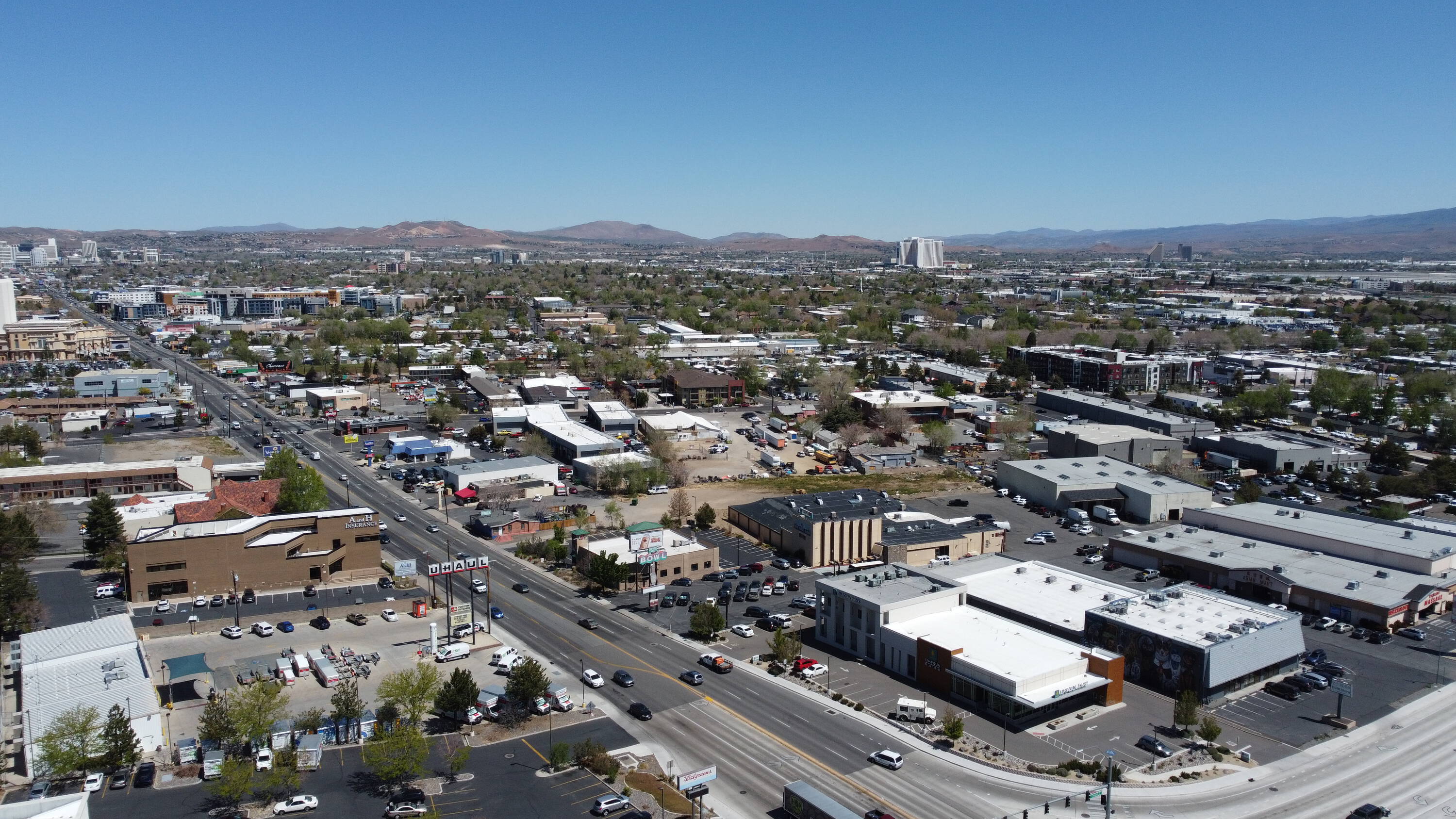 180 Gentry Wy, Reno, NV 89502