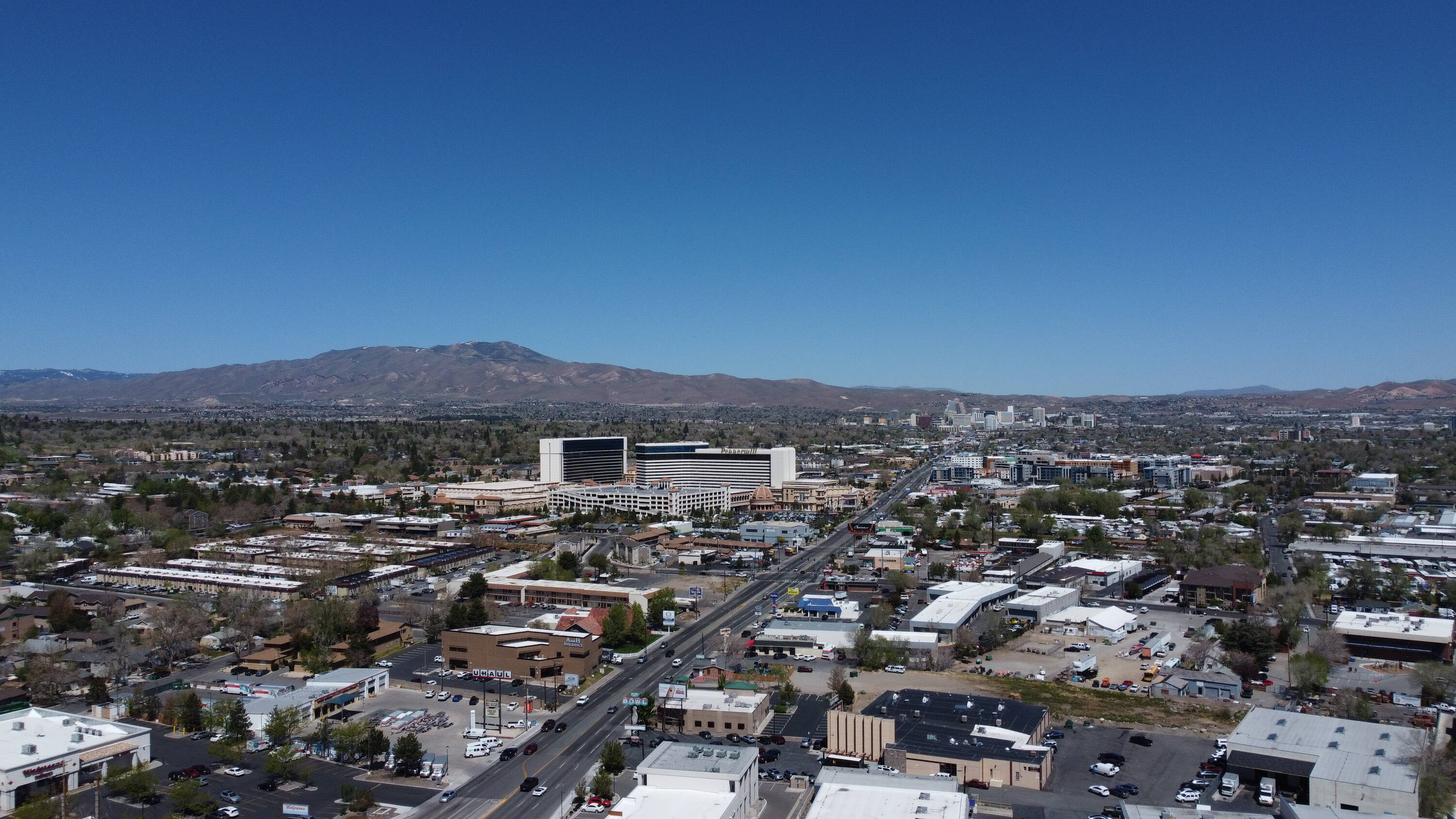 180 Gentry Wy, Reno, NV 89502