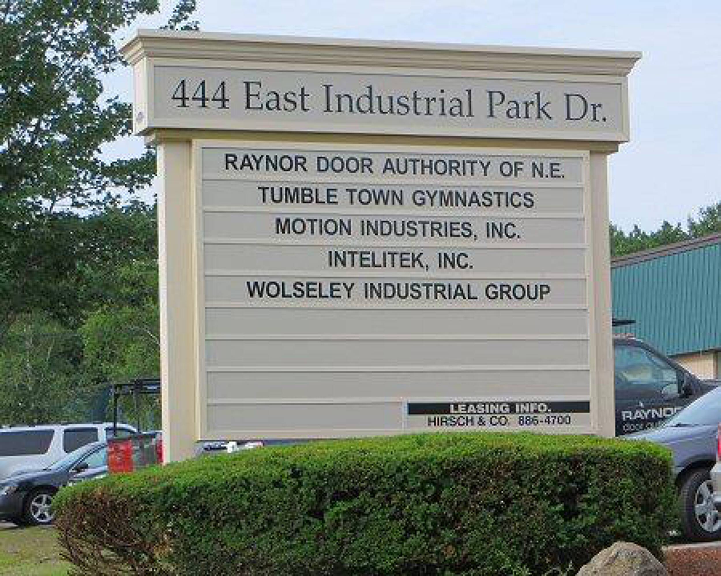 444 E Industrial Park Dr, Manchester, NH 03109