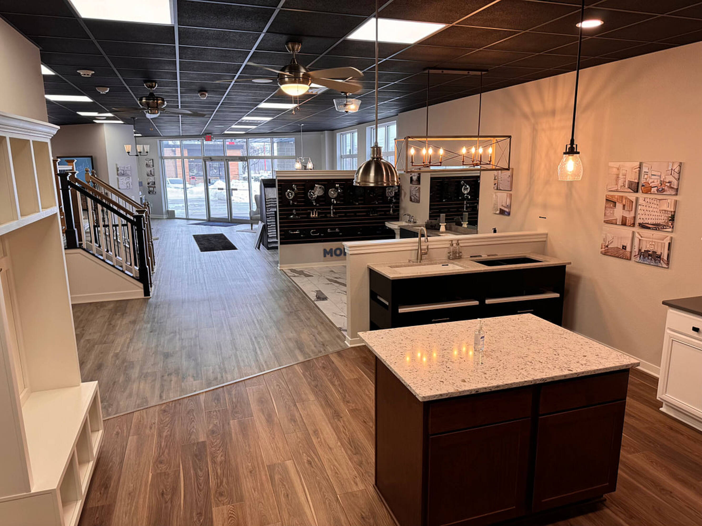 2425 S Stoughton Rd, Madison, WI 53716