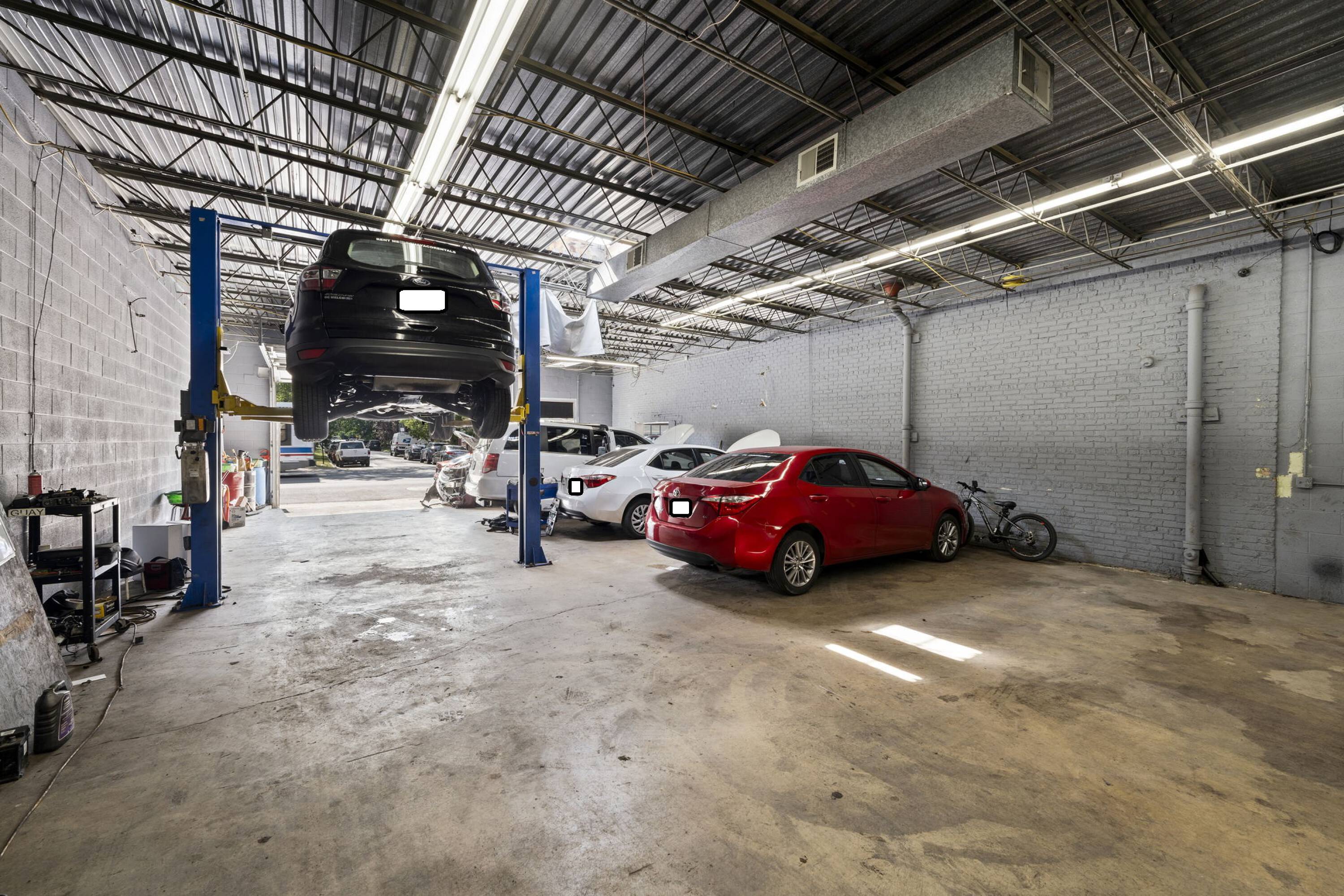 3445 N Pulaski Rd, Chicago, IL 60641