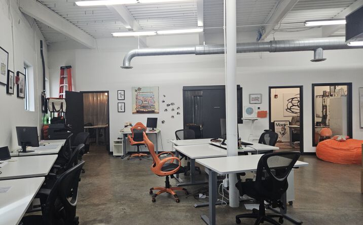 Pictures of Office property located at 914 Howell Mill Rd, Atlanta, GA 30318 for lease - image #1