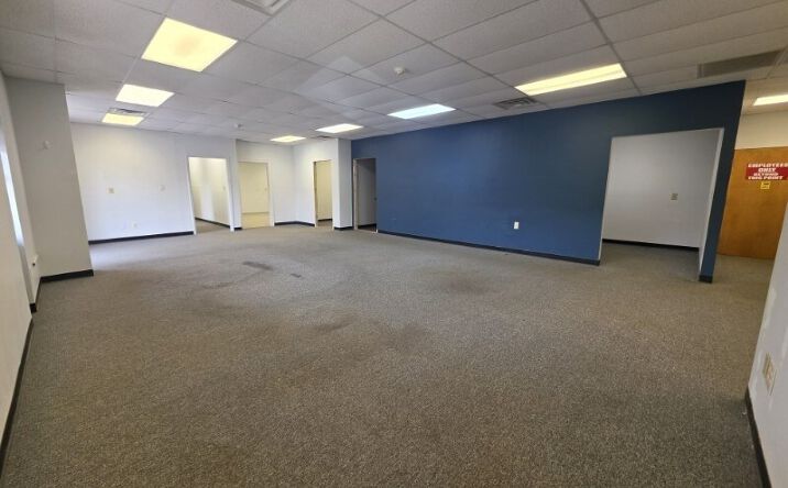 Pictures of Office, Industrial property located at 1030 Elizabeth Street, Nicholasville, KY 40356 for lease - image #1