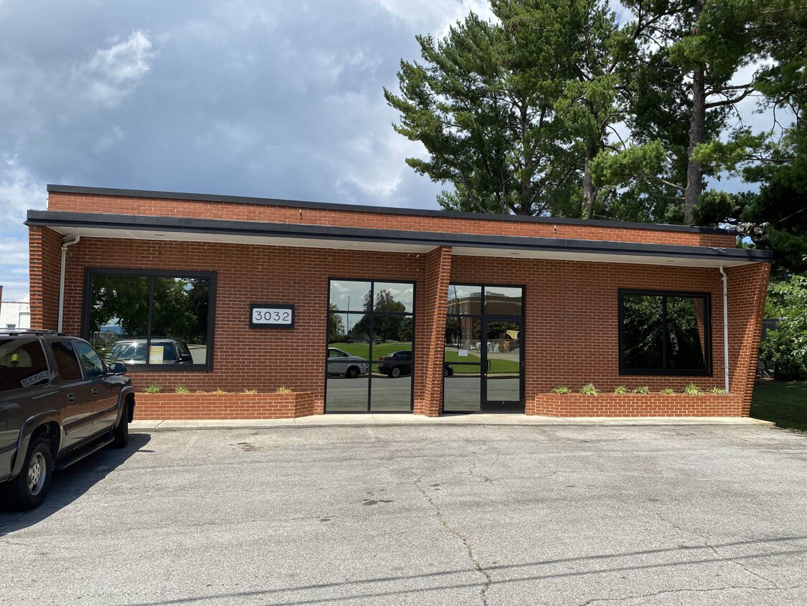 3032 Trinkle Ave NW, Roanoke, VA 24012