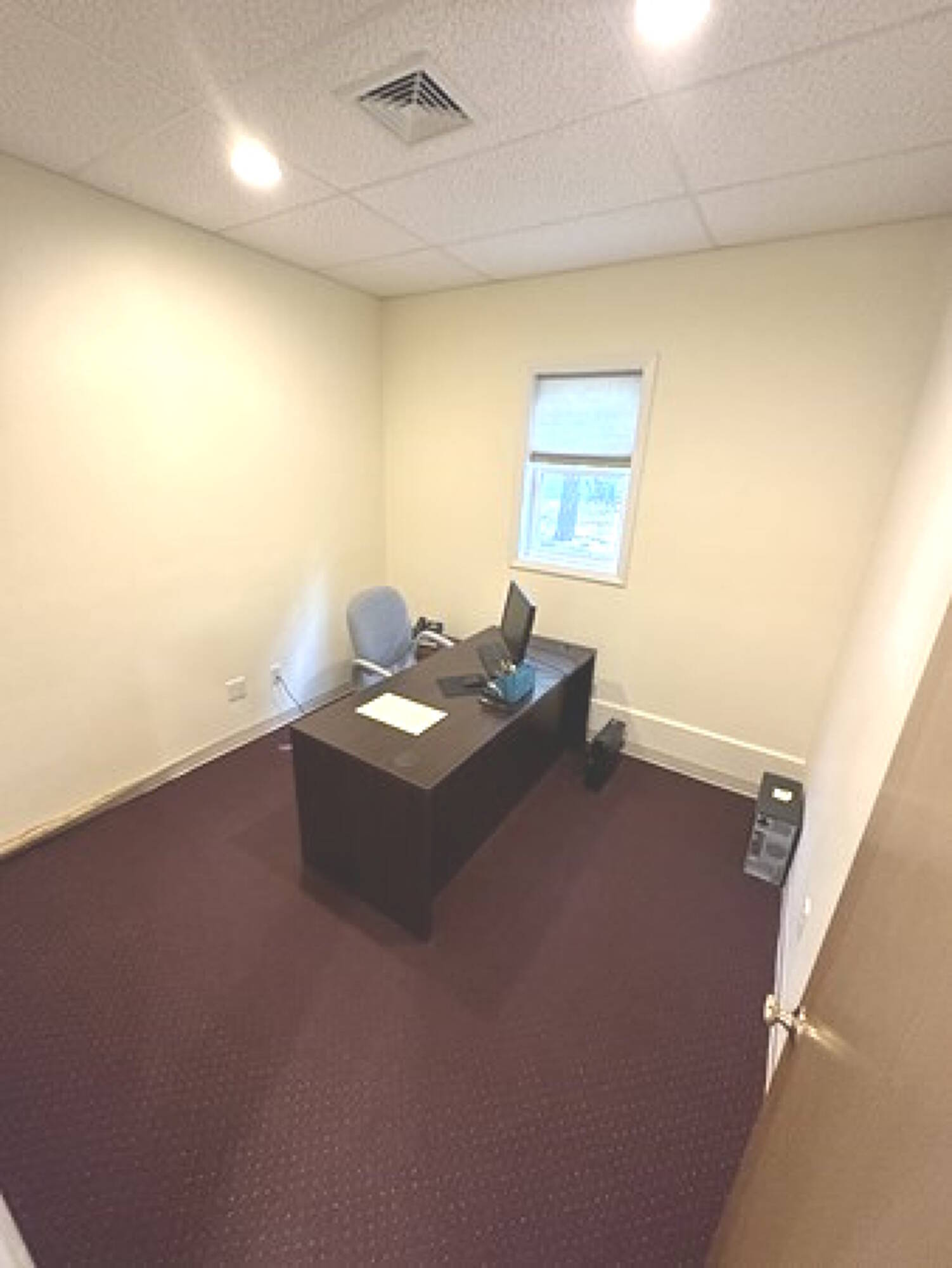 868 Washington St, Easton, MA 02375