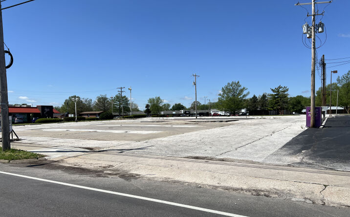 Pictures of Land property located at 2101 S Glenstone Ave, Springfield, MO 65804 for lease - image #1