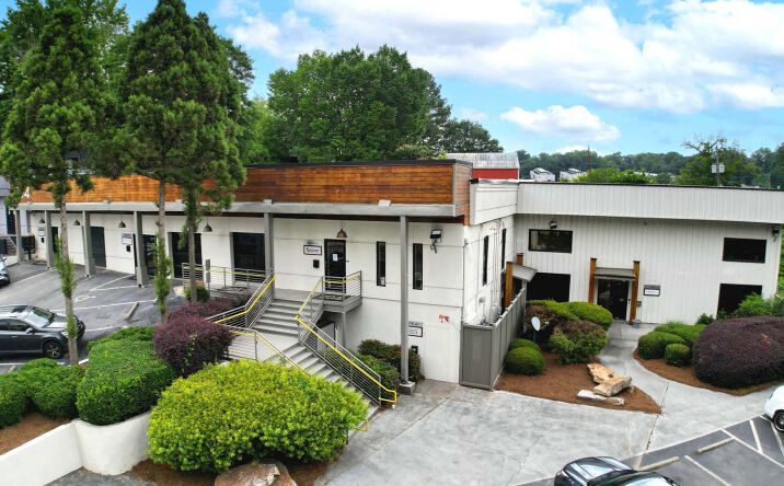 Pictures of Office property located at 704 Berkeley Ave NW, Atlanta, GA 30318 for lease - image #1