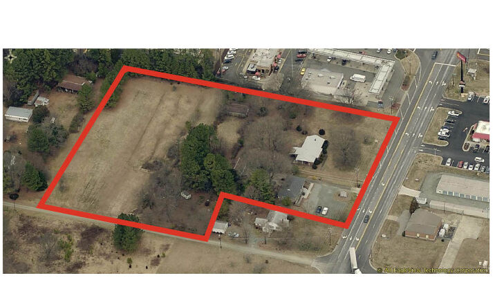 Pictures of Office, Industrial, Land property located at 2229 Bonnie Lane , 2771 - 2779 Alamance Road, Burlington, NC 27215 for lease - image #1