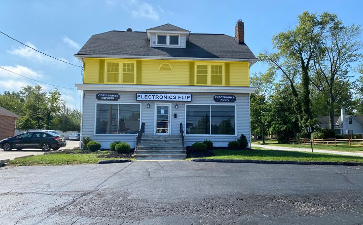 Pictures of Retail, Office property located at 5280 Mayfield Rd, Lyndhurst, OH 44124 for sales - image #1