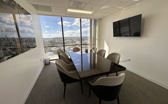 Pictures of Office property located at 8383 Wilshire Blvd, Beverly Hills, CA 90211 for lease - image #1