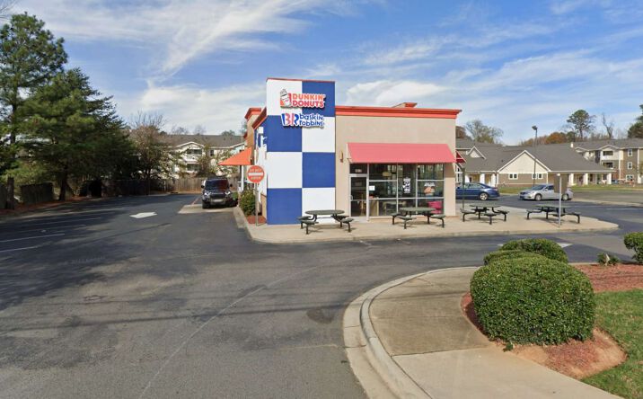 Pictures of Retail property located at 5605 N Tryon St, Charlotte, NC 28213 for lease - image #1