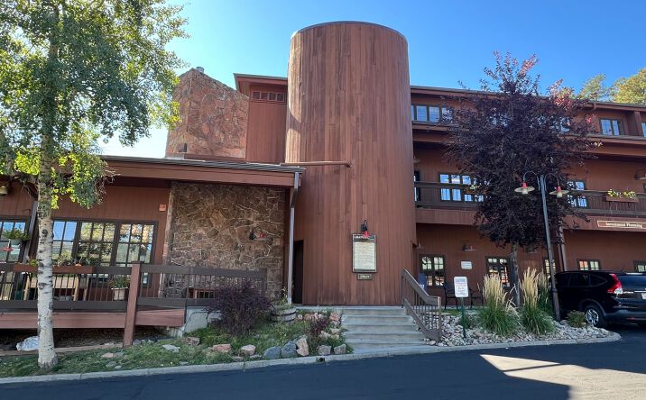 Pictures of Office property located at 29029 Upper Bear Creek Rd, Evergreen, CO 80439 for lease - image #1