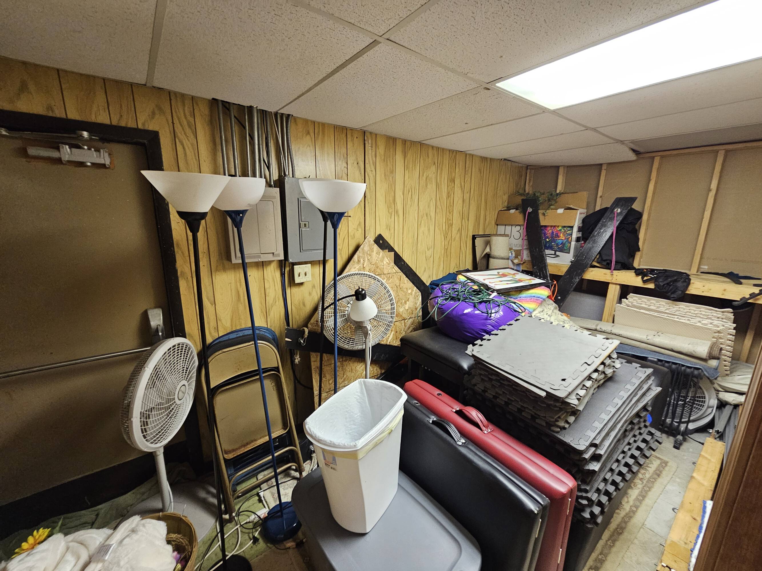 240 Levee Dr, Manhattan, KS 66502