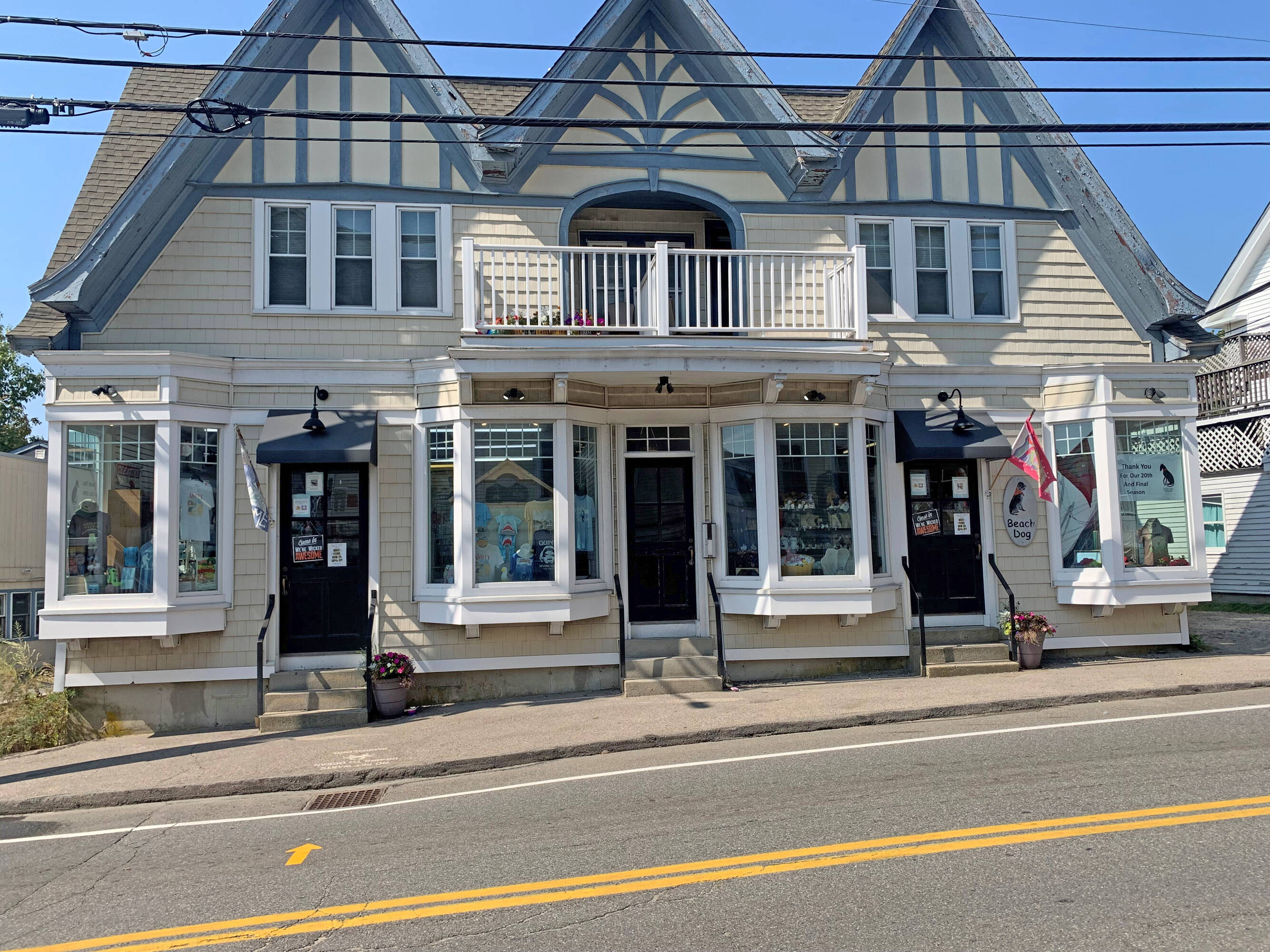 8 Main St, York, ME 03909