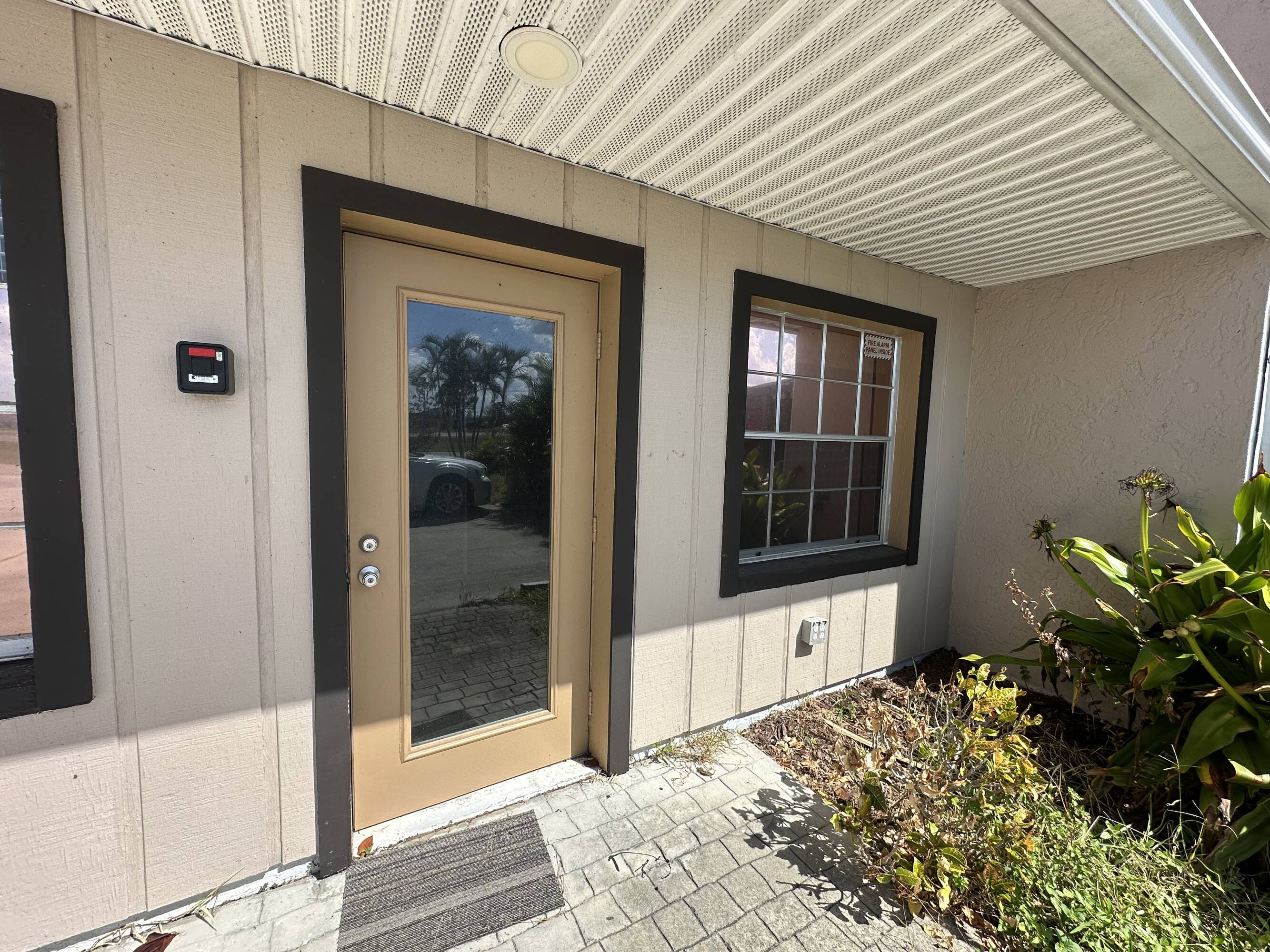 14385 Tamiami Trl, North Port, FL 34287