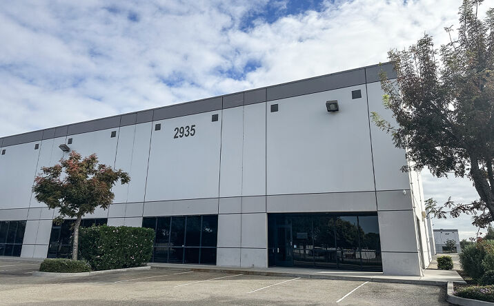 Pictures of Industrial property located at 2935 S. Elm Avenue, Fresno, CA 93706 for lease - image #1