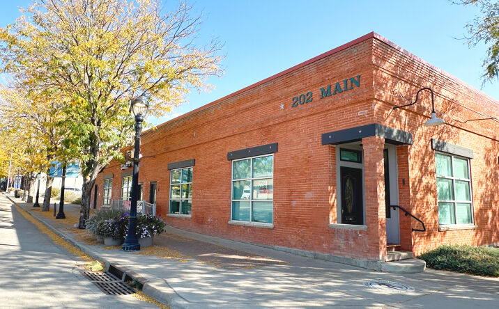 Pictures of Office property located at 202 Main St, Longmont, CO 80501 for lease - image #1