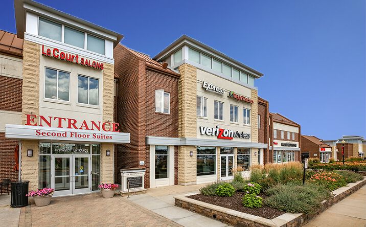 Pictures of Retail property located at 17430-17680 W. Bluemound Road, Brookfield, WI 53045 for lease - image #1