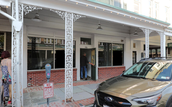 Pictures of Retail, Office property located at 306 Wall St, Kingston, NY 12401 for lease - image #1