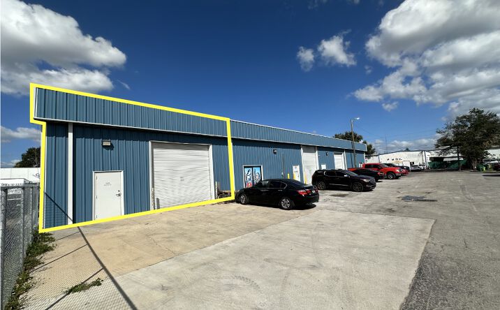 Pictures of Industrial property located at 4808 N Manhattan Ave, Tampa, FL 33614 for lease - image #1