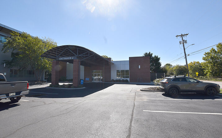 Pictures of Office property located at 2108 E 3rd St, Chattanooga, TN 37404 for lease - image #1