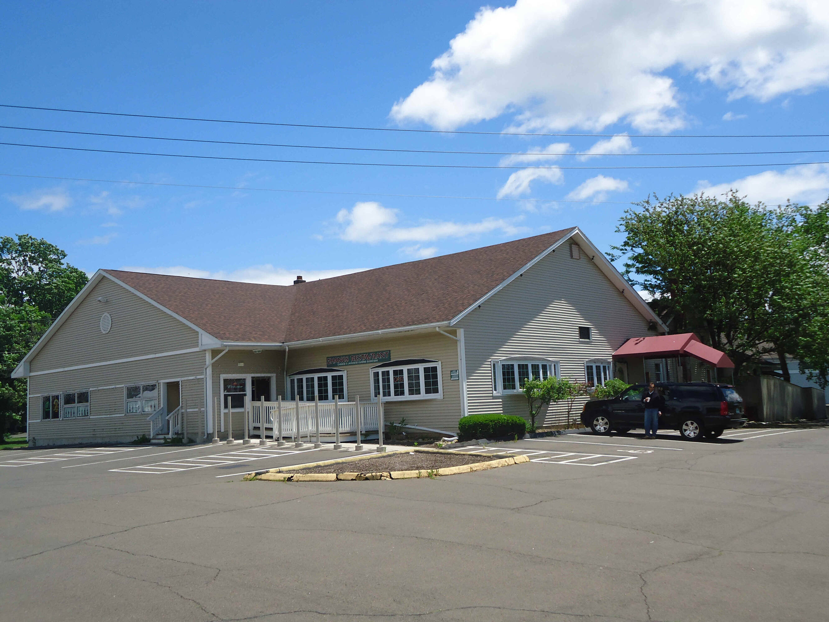 44 Boston Post Rd, Madison, CT 06443