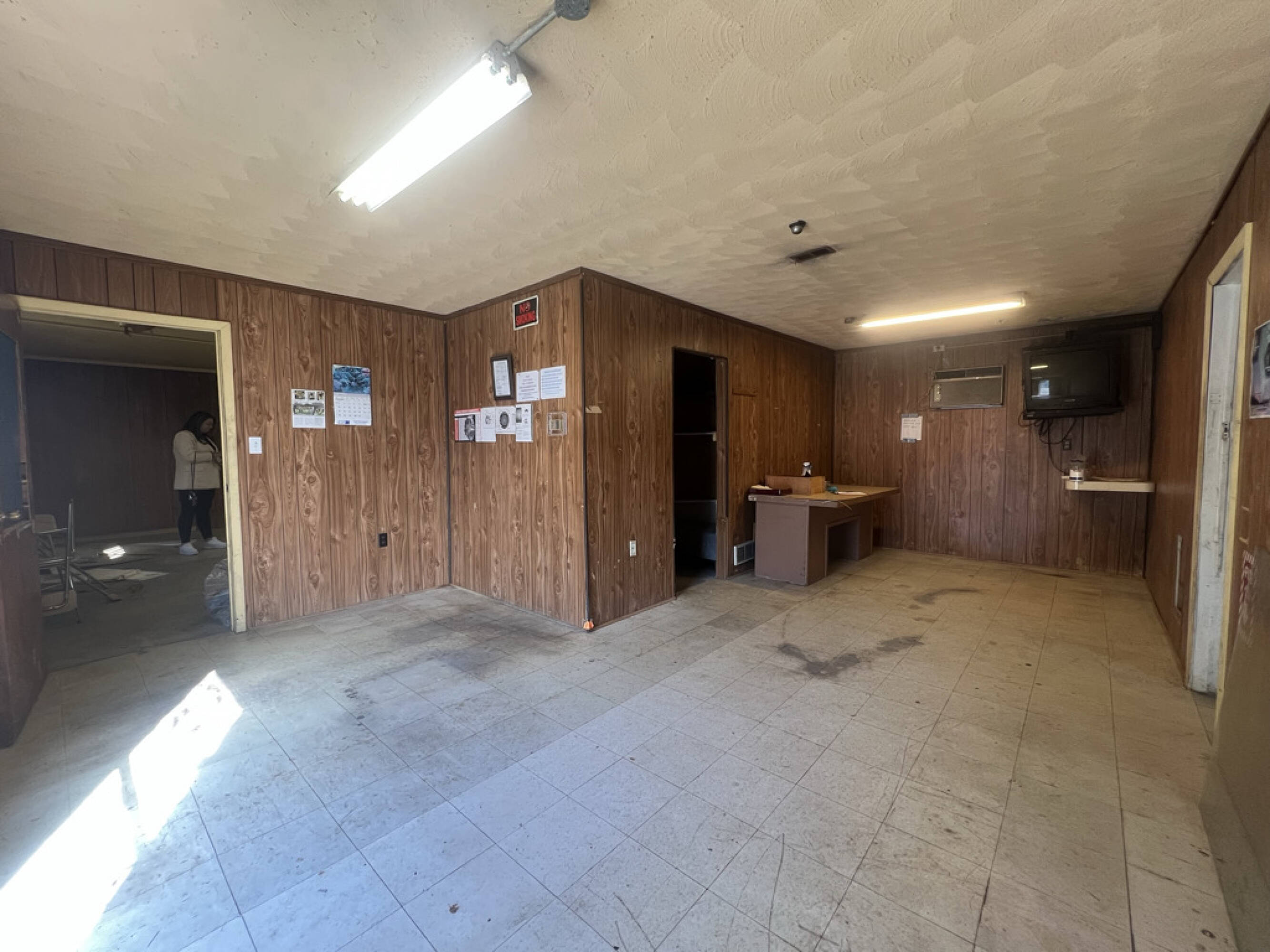 2318 Niagara St, Niagara Falls, NY 14303