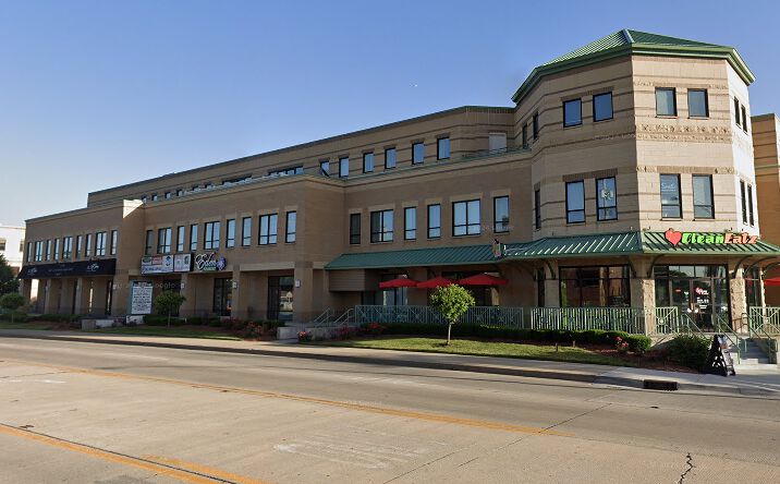 Pictures of Office property located at 425 Joliet St, Dyer, IN 46311 for lease - image #1