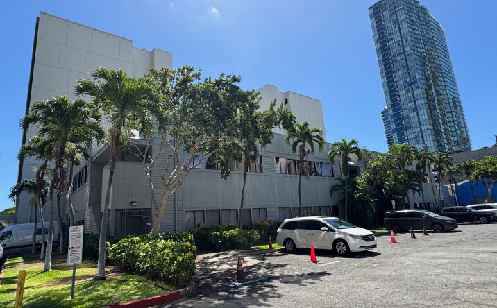 Pictures of Retail, Office, Industrial property located at 1019 Waimanu St, Honolulu, HI 96814 for lease - image #1