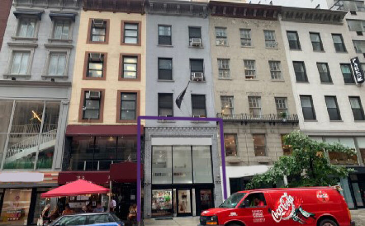 Pictures of Retail property located at Midtown (Park Ave-7th Ave; 14th St.-59th St), New York, NY 10022 for lease - image #1