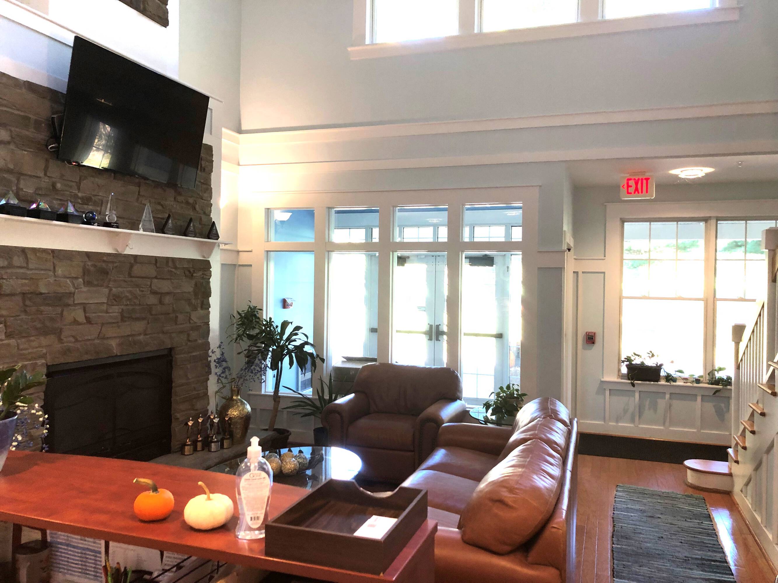 400 Whitney Rd, Penfield, NY 14526