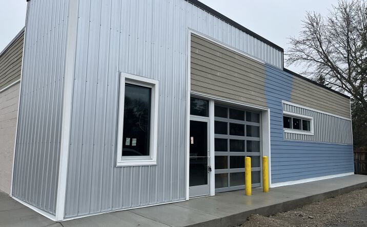 Pictures of Retail property located at 8960 Sashabaw Rd, Village of Clarkston, MI 48348 for lease - image #1