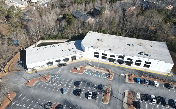 Pictures of Retail property located at 4425 S Cobb Dr SE, Smyrna, GA 30080 for lease - image #1